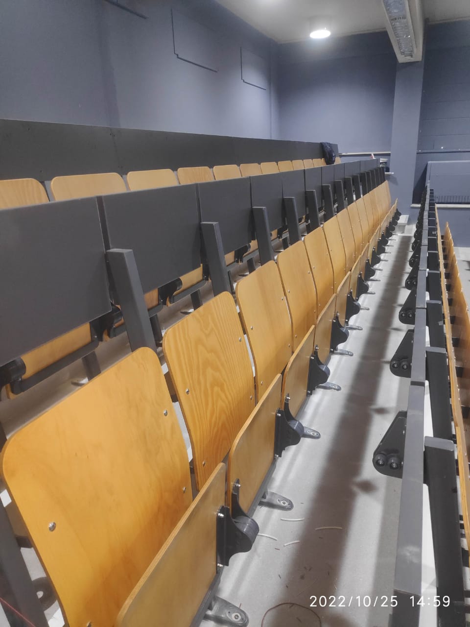 Progetti di Sedute per Aule e Auditorium